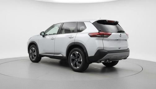 Brilliant Silver Metallic 2025 Nissan Rogue SV
