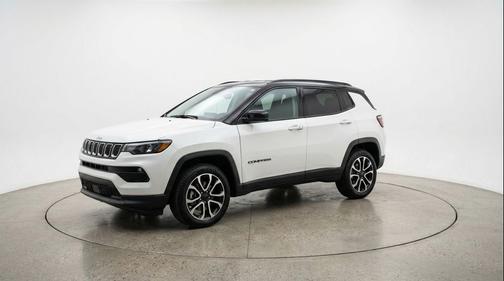 Bright White Clearcoat 2025 Jeep Compass Trailhawk