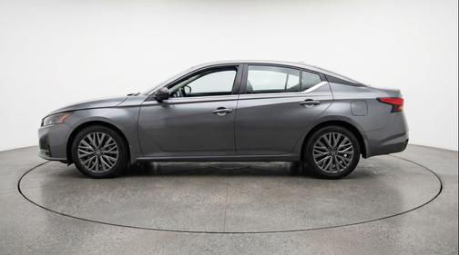 Gun Metallic 2025 Nissan Altima SV FWD
