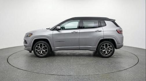 Silver Zynith Metallic Clearcoat 2025 Jeep Compass Limited