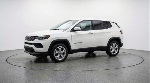 Bright White Clearcoat 2025 Jeep Compass Latitude