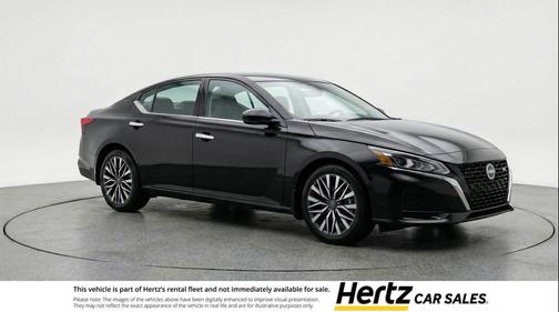Super Black 2025 Nissan Altima SV FWD