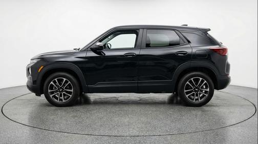 Mosaic Black Metallic 2025 Chevrolet Trailblazer LT