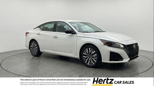 Glacier White 2025 Nissan Altima SV FWD