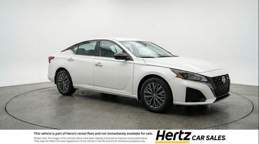 Glacier White 2025 Nissan Altima SV FWD