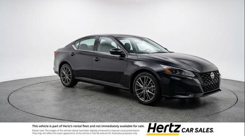 Super Black 2025 Nissan Altima SV FWD