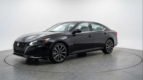 Super Black 2025 Nissan Altima SV FWD
