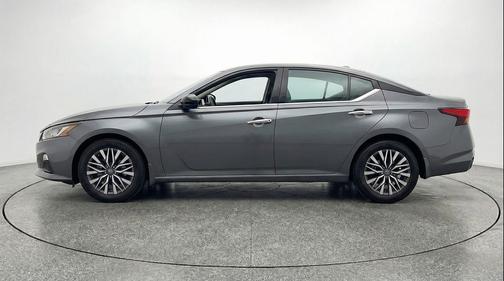 Gun Metallic 2025 Nissan Altima SV FWD