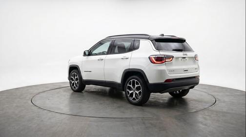 Bright White Clearcoat 2025 Jeep Compass Limited