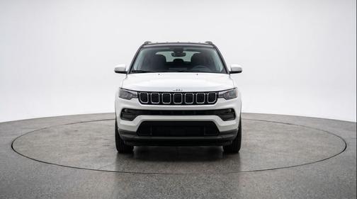 Bright White Clearcoat 2025 Jeep Compass Limited