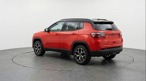 Red Hot Pearlcoat 2025 Jeep Compass Limited