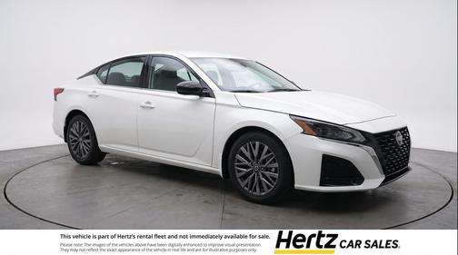Glacier White 2025 Nissan Altima SV FWD