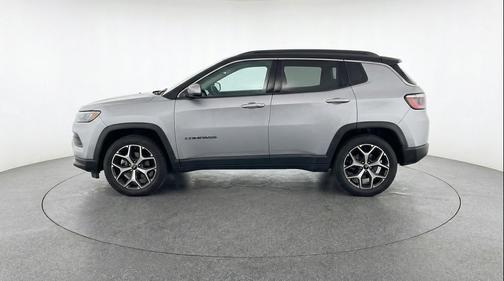 Silver Zynith Metallic Clearcoat 2025 Jeep Compass Limited