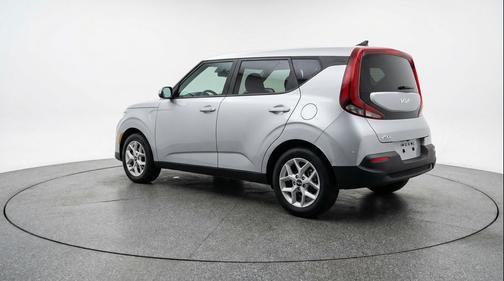 Steel Gray 2025 Kia Soul LX