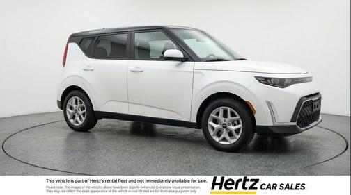 Snow White Pearl 2025 Kia Soul LX