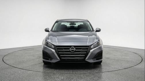 Gun Metallic 2025 Nissan Altima SV FWD