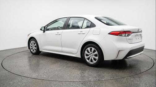 Ice Cap 2025 Toyota Corolla LE