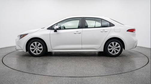 Ice Cap 2025 Toyota Corolla LE