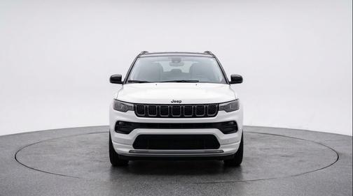 Bright White Clearcoat 2025 Jeep Compass Limited