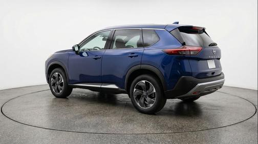 Deep Ocean Blue Pearl 2025 Nissan Rogue SV