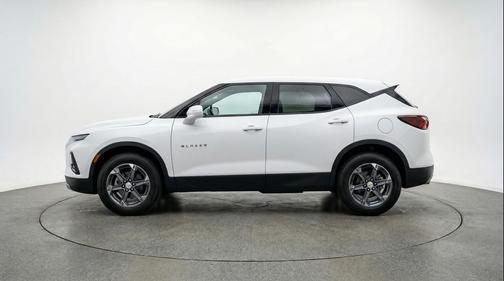 Summit White 2025 Chevrolet Blazer 2LT