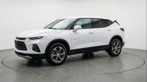 Summit White 2025 Chevrolet Blazer 2LT