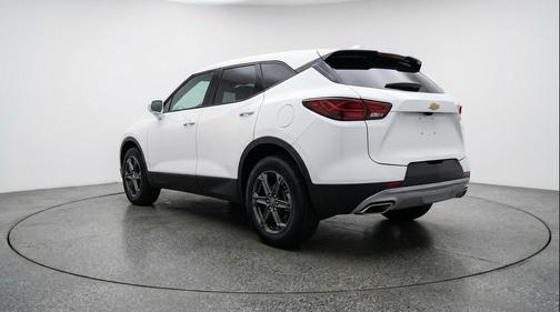 Summit White 2025 Chevrolet Blazer 2LT