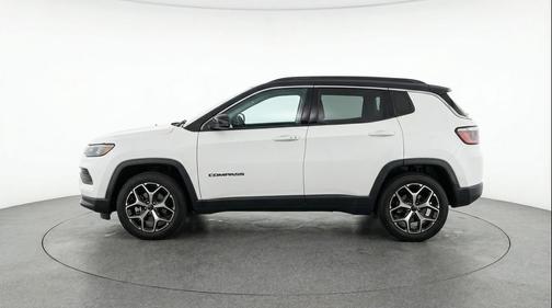 Bright White Clearcoat 2025 Jeep Compass Limited