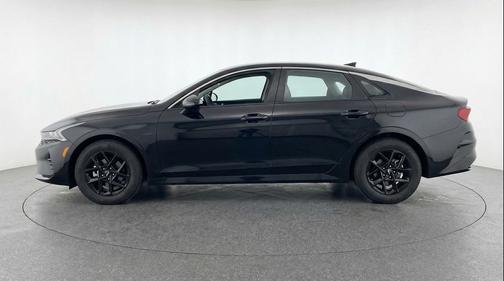 Aurora Black Pearl 2025 Kia K5 LXS