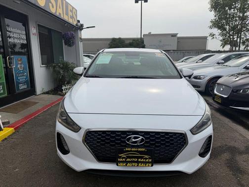 2018 Hyundai Elantra GT Base