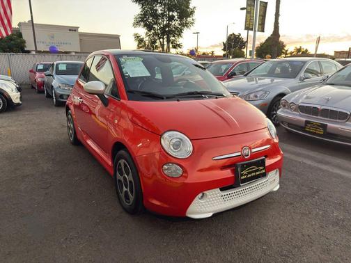2015 FIAT 500e Battery Electric