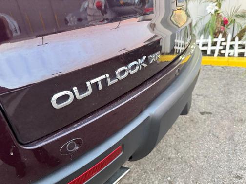 2008 Saturn Outlook XR