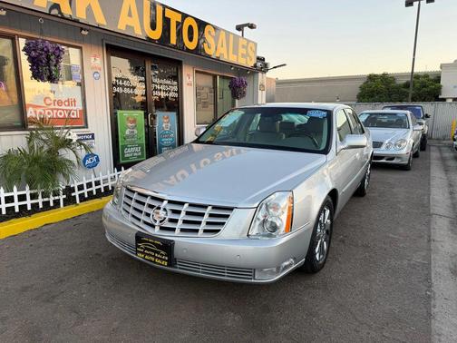 2010 Cadillac DTS Premium Collection