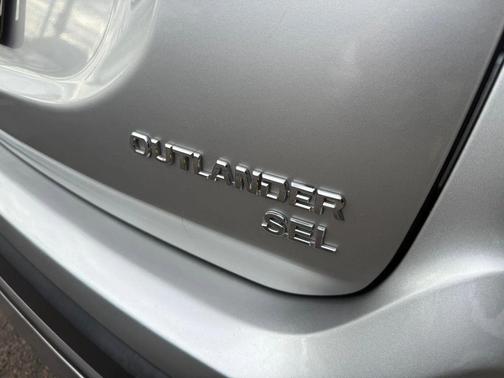 2020 Mitsubishi Outlander SP