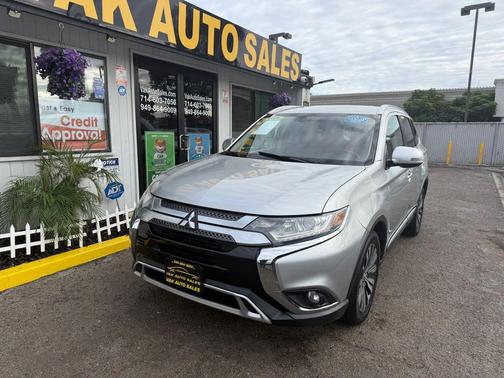 2020 Mitsubishi Outlander SP
