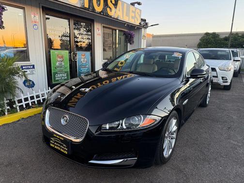 2012 Jaguar XF R