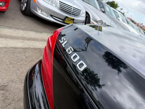 2004 Mercedes-Benz SL-Class SL 600 Roadster 2D