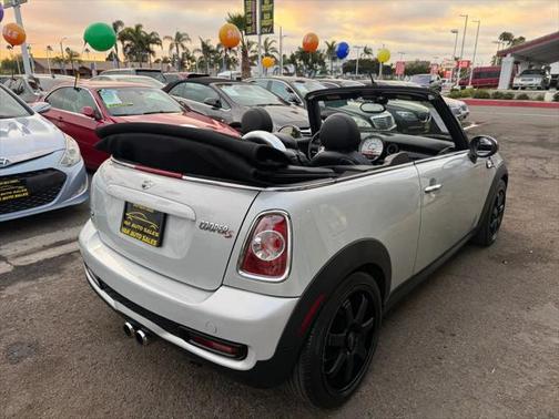 2011 MINI Cooper S Base