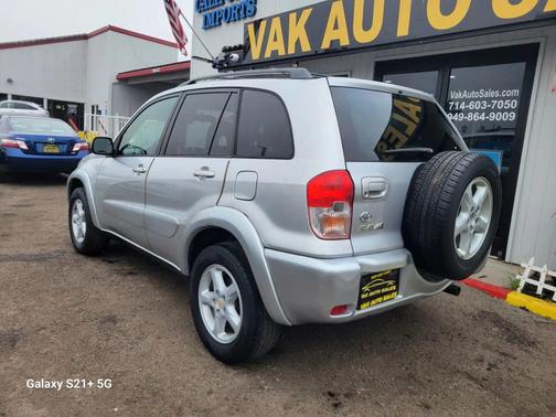 2002 Toyota RAV4 Base