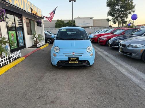 2016 FIAT 500e Battery Electric
