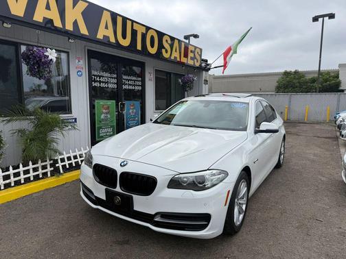 2014 BMW 528 528i Sedan 4D
