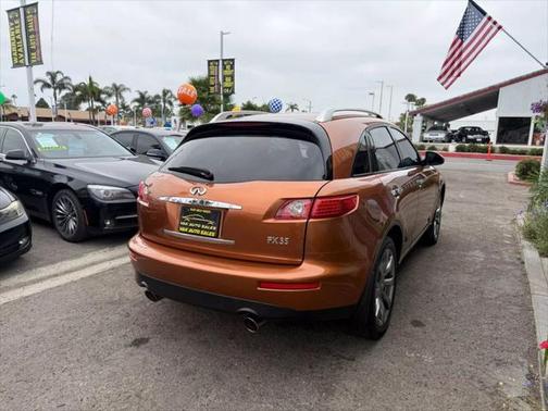 2004 INFINITI FX35 Base