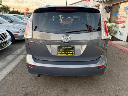 2010 Mazda Mazda5 Sport