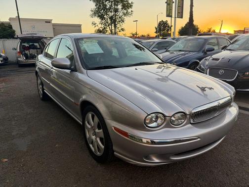2005 Jaguar X-Type 3.0L Sedan 4D