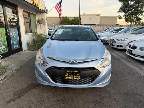2013 Hyundai SONATA Hybrid Limited