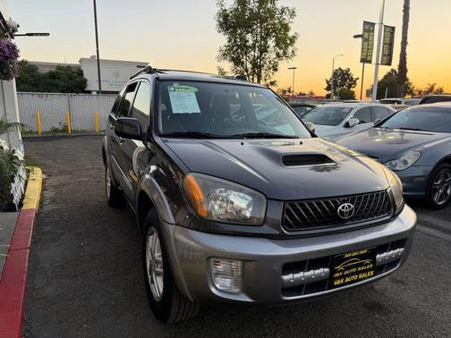 2003 Toyota RAV4 Base