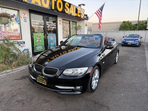 2011 BMW 328 328i Convertible 2D