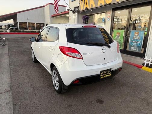2011 Mazda Mazda2 Sport
