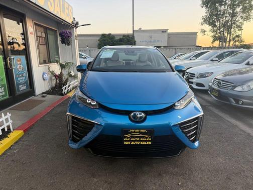 2019 Toyota Mirai Base