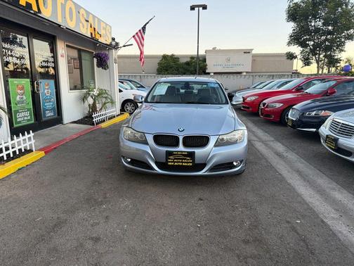 2011 BMW 328 328i Sedan 4D